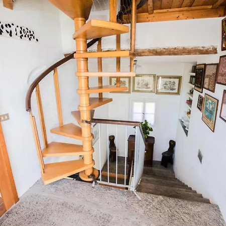 Il Noce @ Cuirone Bed & Breakfast Corgeno